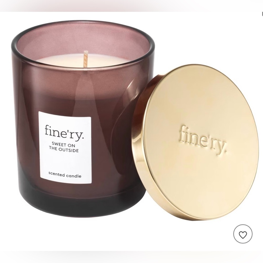 Fine’ry candle - NWOT